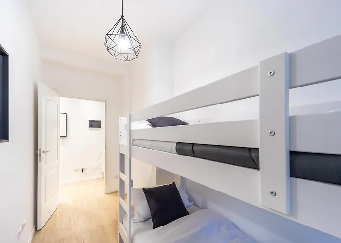 Sansiro Luxury Wi-fi & Netflix Apartment *